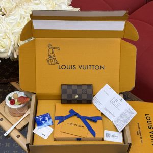 380¥ Premium Full-Steel Wallet, Authentic Design, Top-Grain Cowhide, 163 Dynamic, Boutique-Matching Packaging, Complete Set as Pictured: Packaging, Certificate of Authenticity, Copper Electronic Tag, Gift Bag! N62630 Coffee